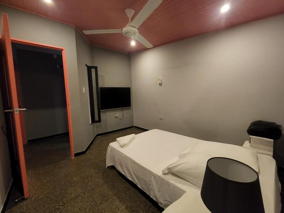 Fardo Hotel Boutique En Ibague - Zona G - Recepcion Digital 24H 外观 照片