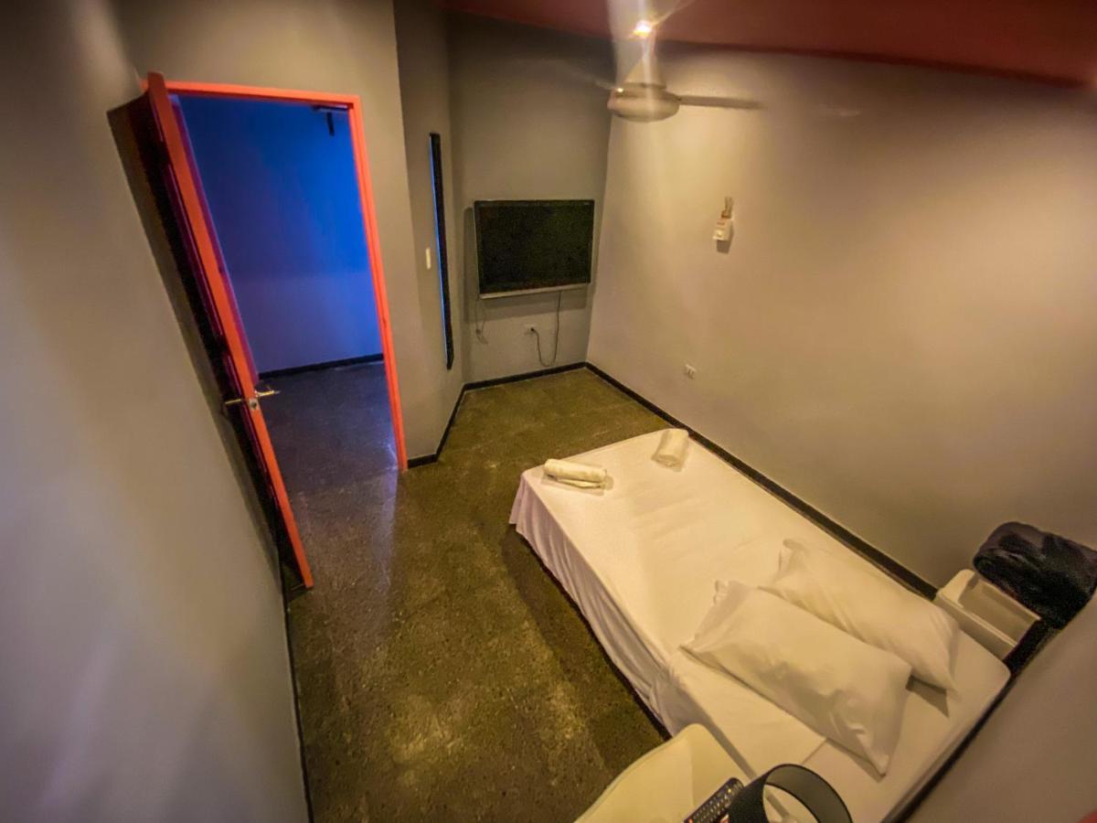 Fardo Hotel Boutique En Ibague - Zona G - Recepcion Digital 24H 外观 照片